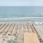 Bliss In Infinity Parking * Mamaia