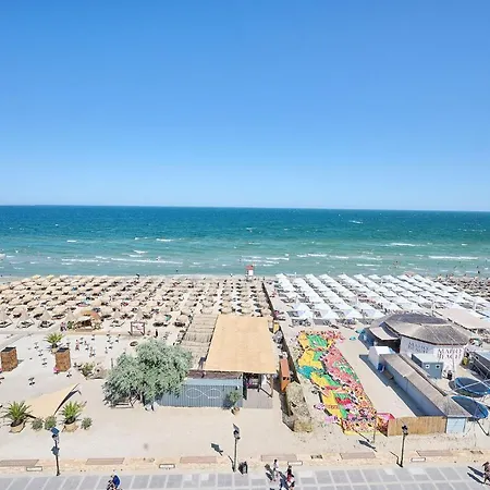 Bliss In Infinity Parking Mamaia