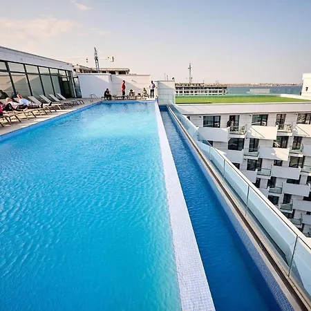 Apartment Bliss In Infinity Parking Mamaia