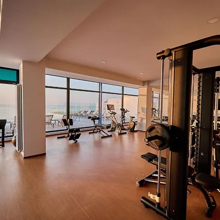 Apartment Bliss In Infinity Parking