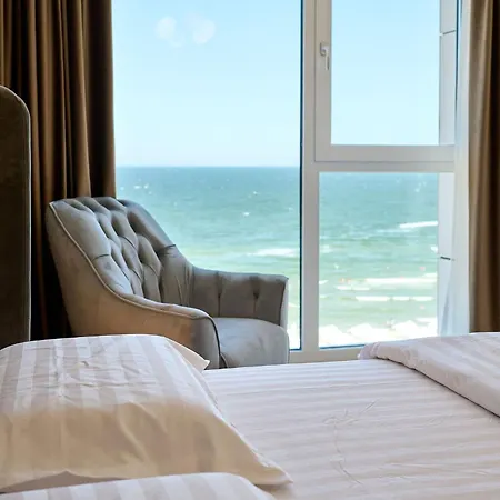 Apartment Bliss In Infinity Parking *