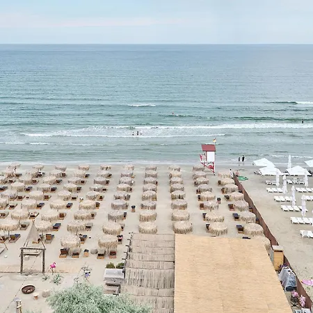 Bliss In Infinity Parking * Mamaia