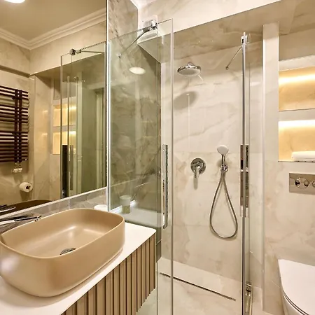 Bliss In Infinity Parking * Mamaia