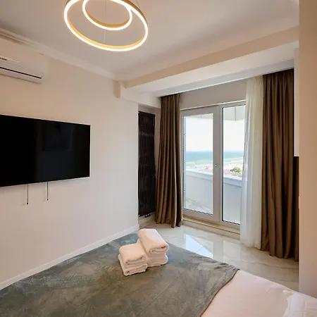 Apartment Bliss In Infinity Parking