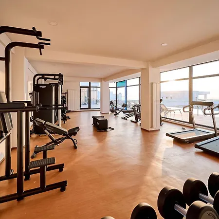 Bliss In Infinity Parking Mamaia