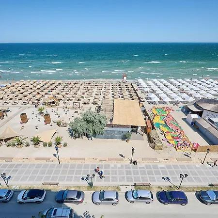 Bliss In Infinity Parking * Mamaia